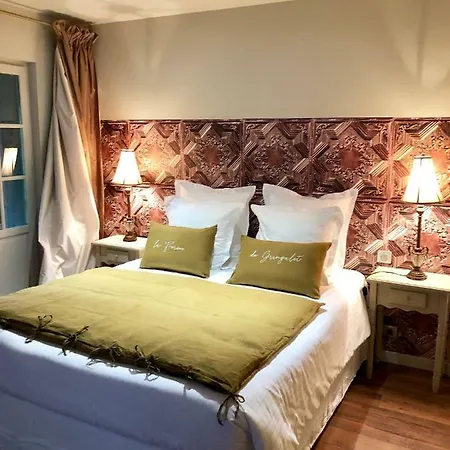 La Ferme De Gringalet Bed & Breakfast 4*