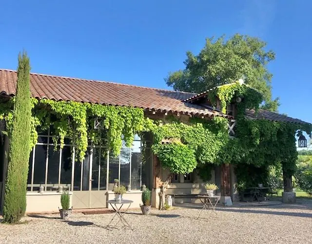 Bed & Breakfast La Ferme De Gringalet 4*